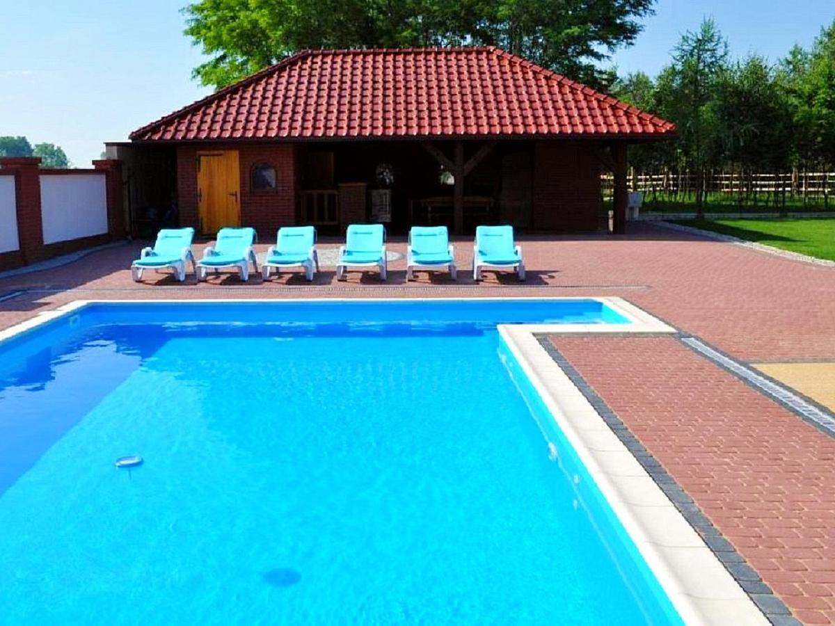 Osrodek Agroturystyczny Zacisze Villa Giewartow Exterior photo